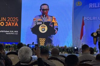 Kapolda Metro Jaya Resmi Naik Pangkat Jadi Komjen, Kapolri Ungkap Arahan Presiden