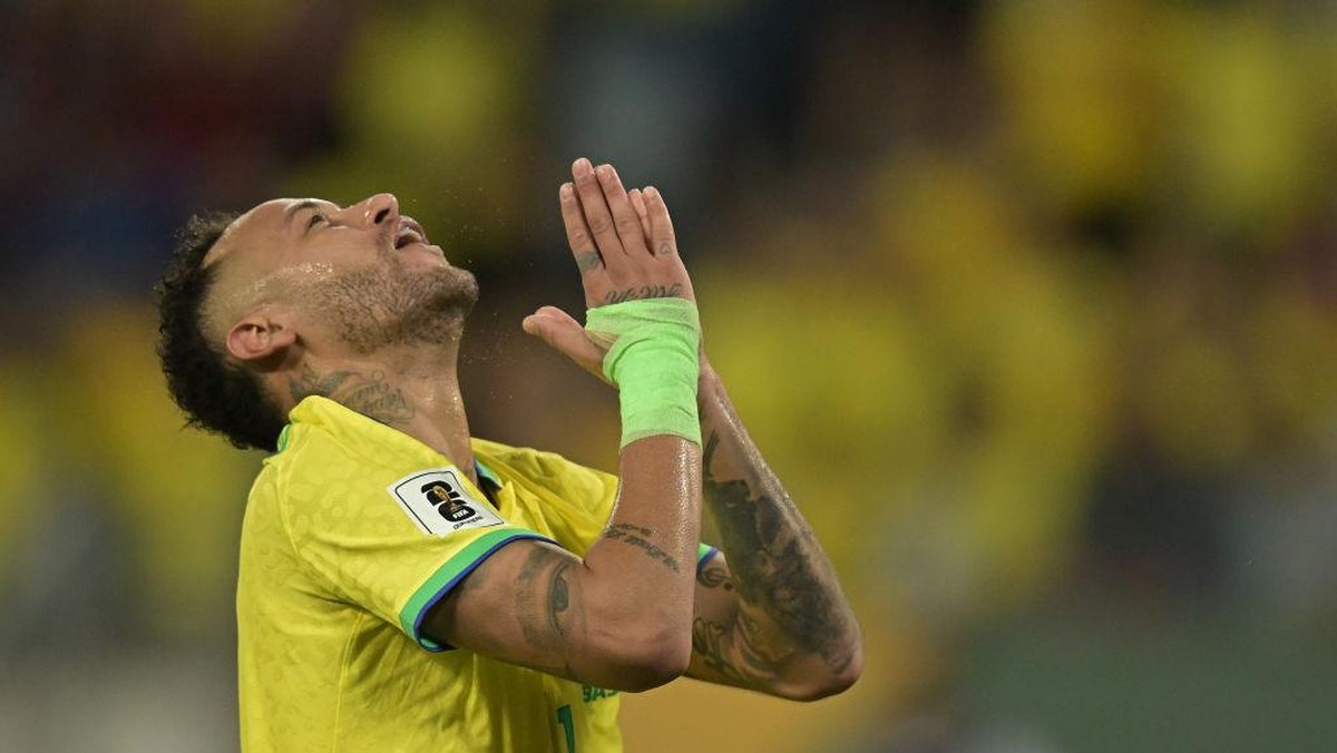 Presiden Brasil Berseloroh: Neymar Jadi Pemain Timnas Pertama yang WFH