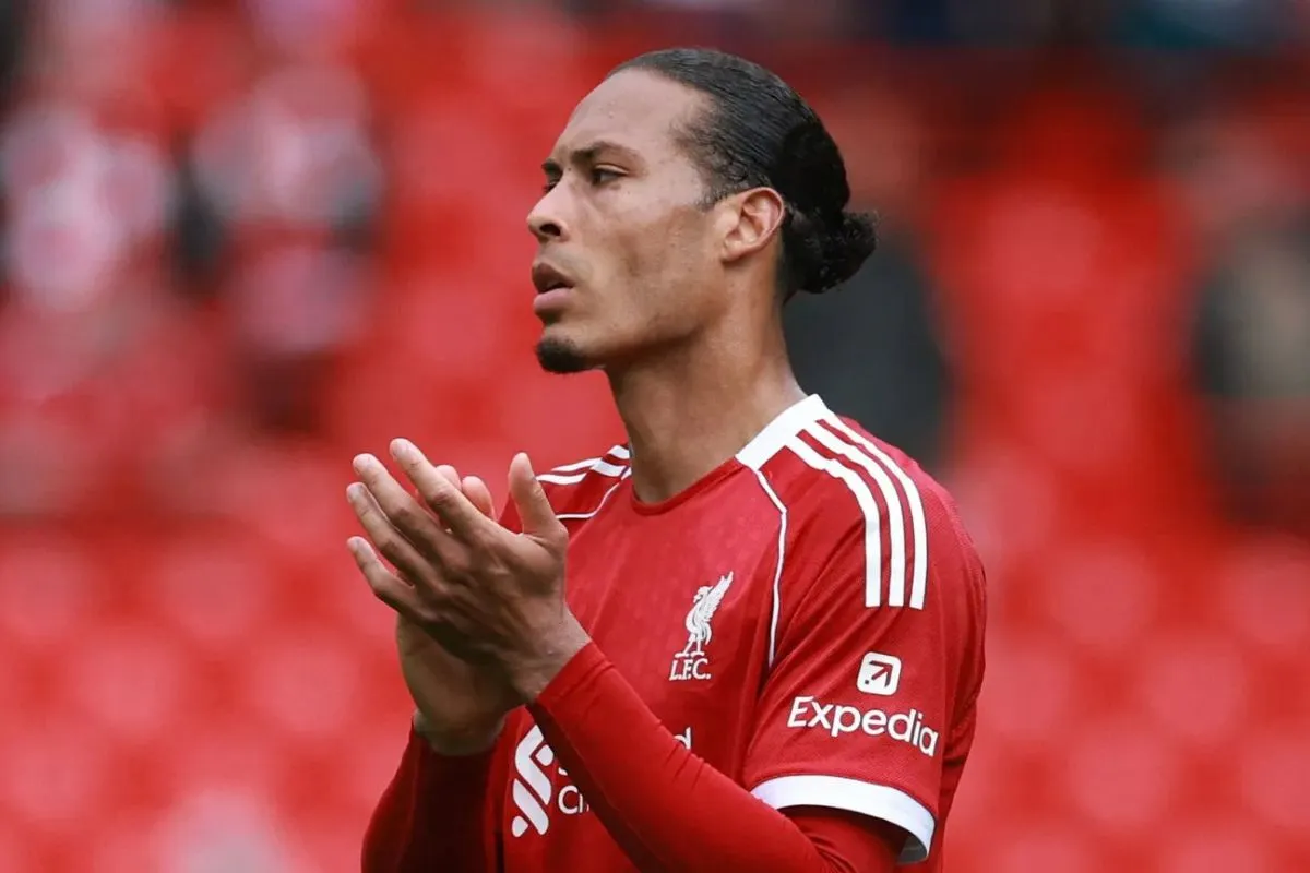 Virgil van Dijk Sebut Kartu Merah Ryan Gravenberch Jadi Titik Balik Pertandingan