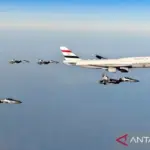 Jet Tempur Sukhoi TNI AU Lakukan Flypast di Lanud Halim untuk Sambut Presiden Mesir Al-Sisi